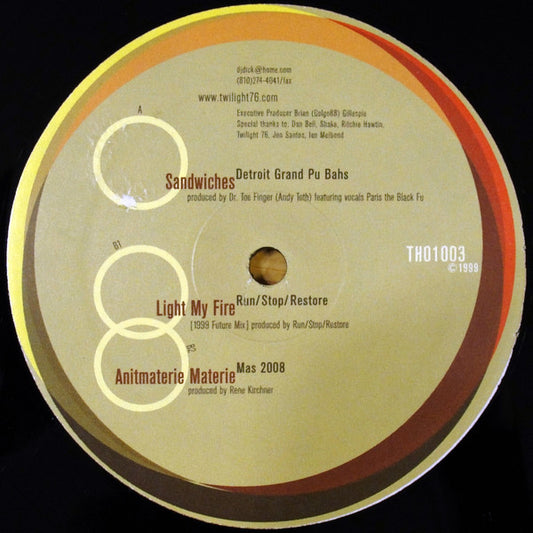 The Mad Circus EP Discogs cover art